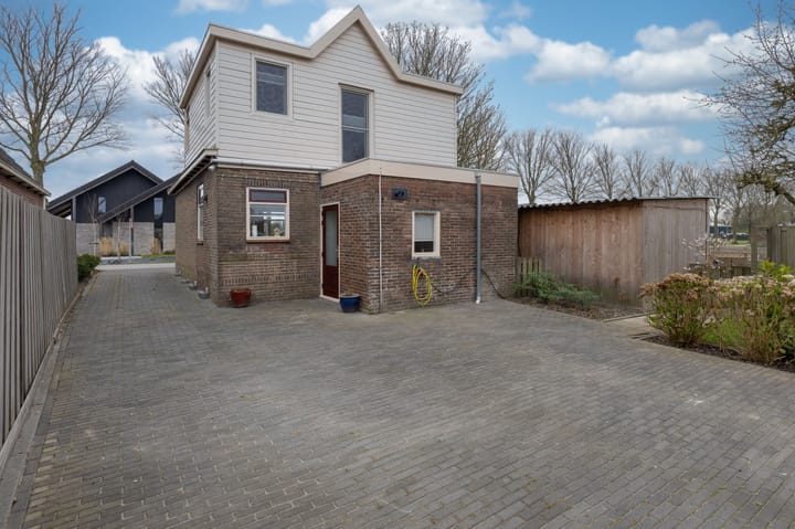 Photo 32 of Hoekweg 29