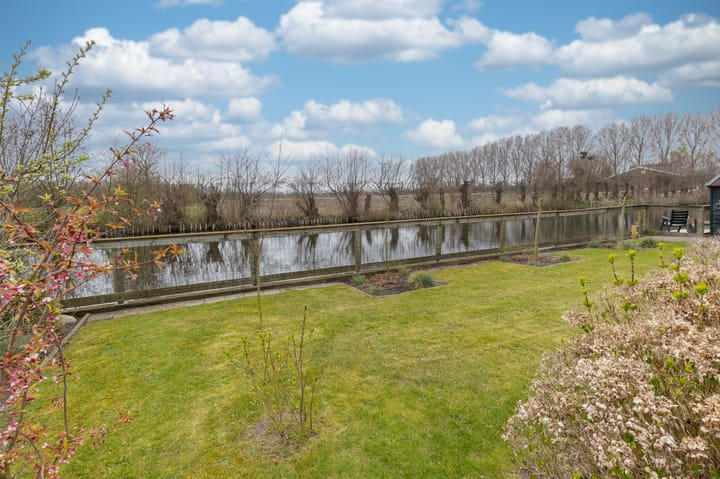 Photo 40 of Hoekweg 29