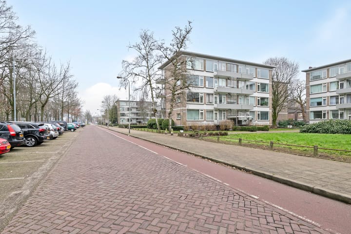 Foto 34 van Veldmaarschalk Montgomerylaan 857