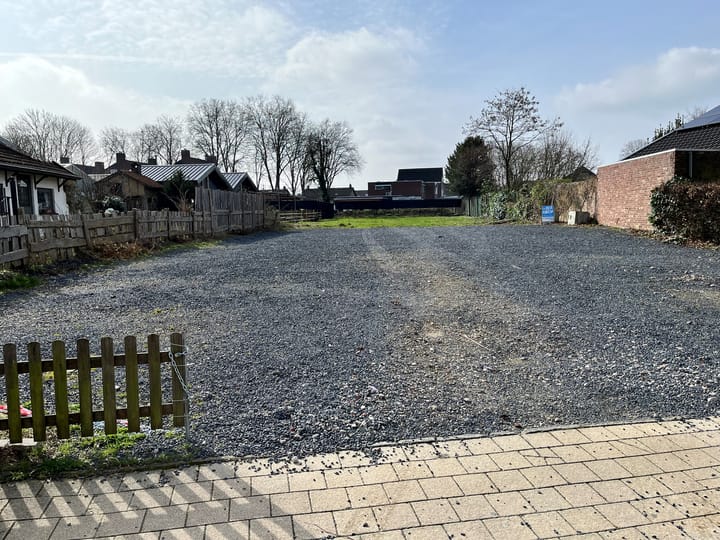 Foto 2 van Dorpstraat