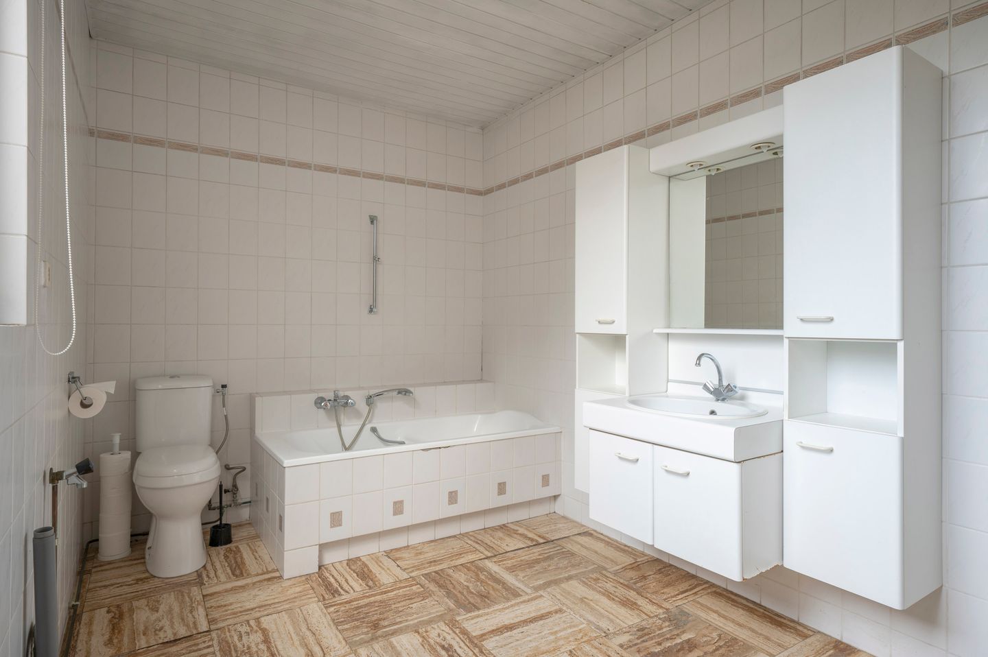 Photo 14 of Graaf Huynlaan 10-A