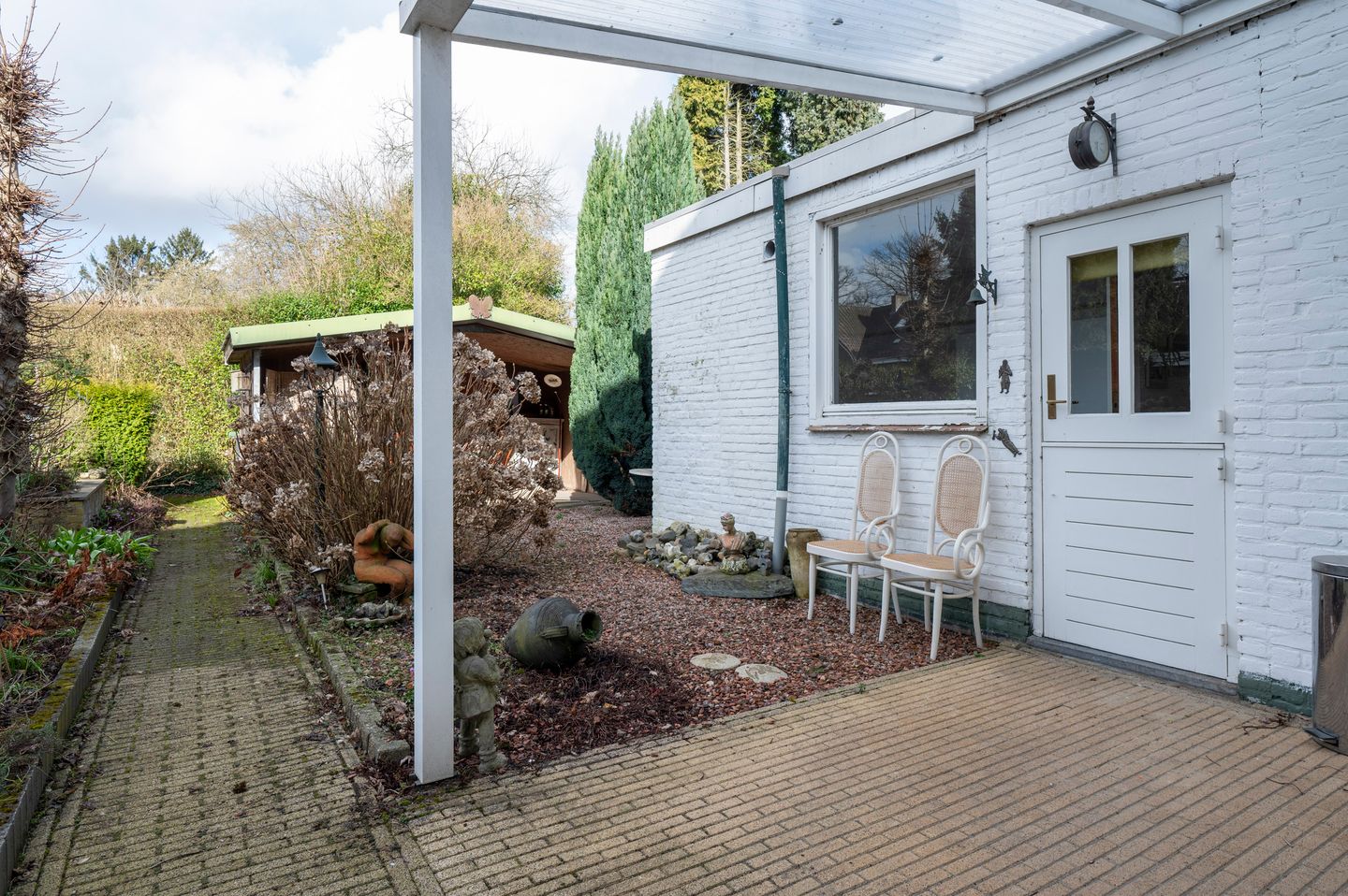 Photo 29 of Graaf Huynlaan 10-A