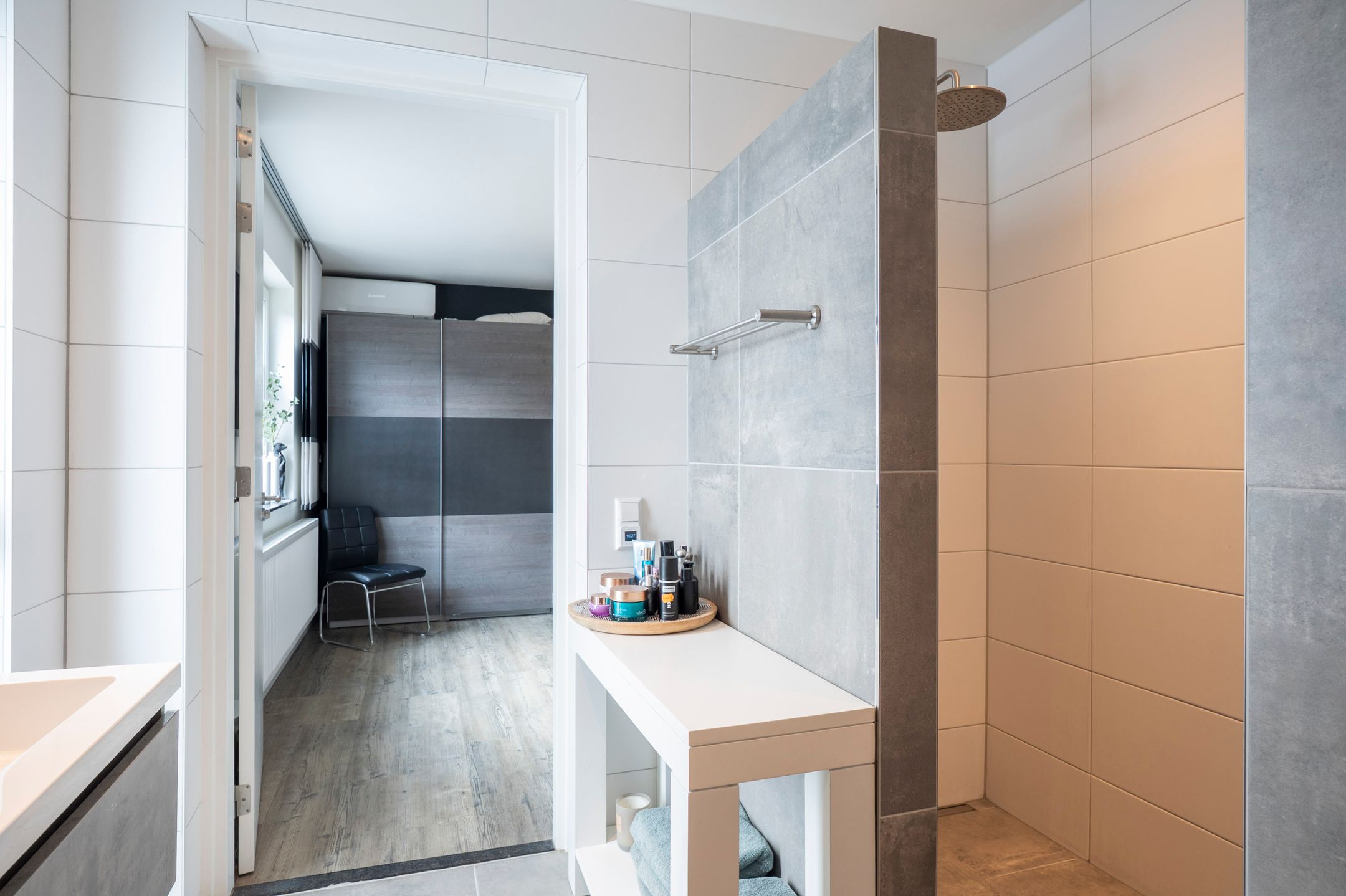 Foto 21 van Rijksweg Noord 29-A