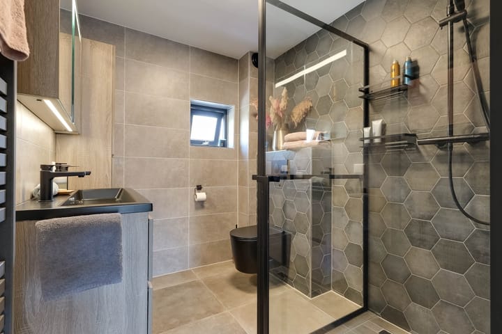 Foto 3 van Waterhoen 60