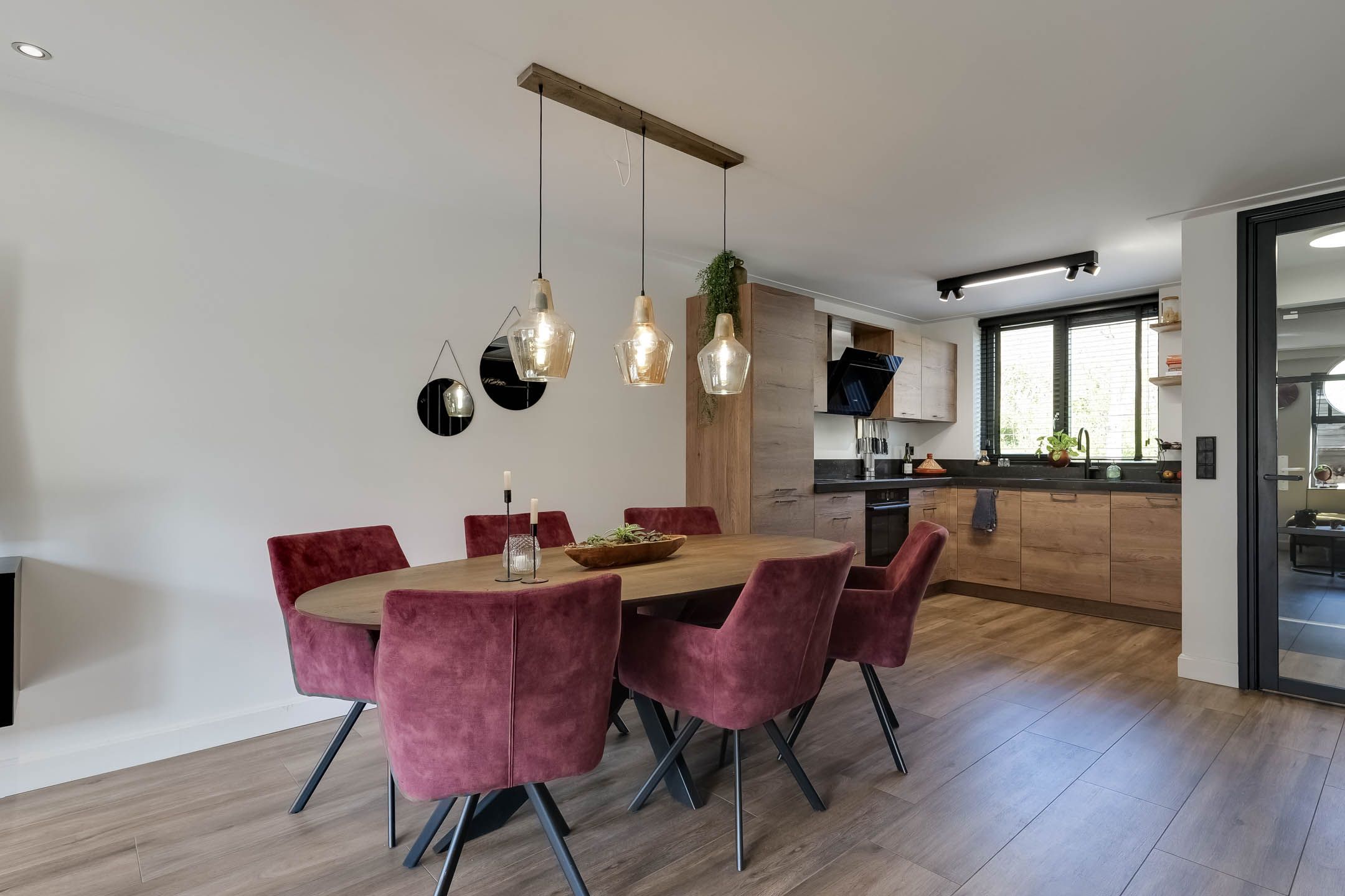 Foto 12 van Waterhoen 60