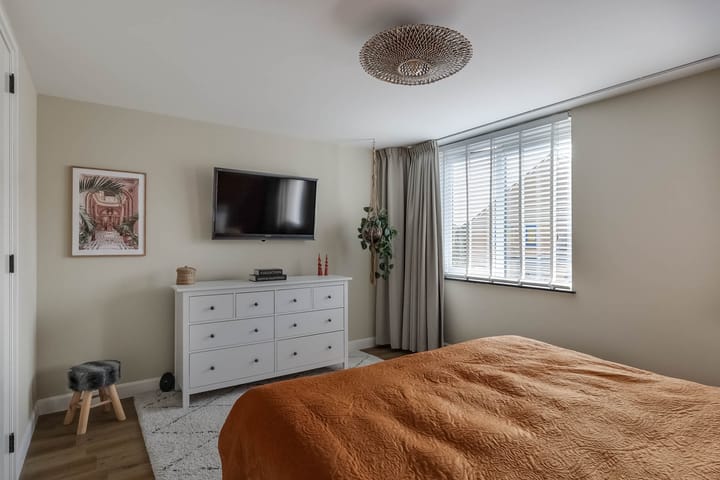 Foto 21 van Waterhoen 60