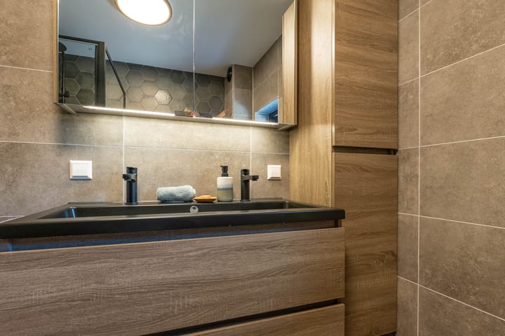 Foto 28 van Waterhoen 60