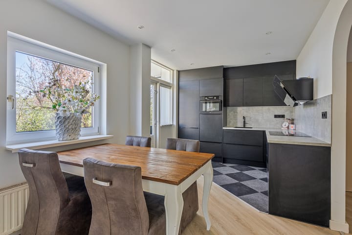 Photo 7 of Beethovenstraat 30