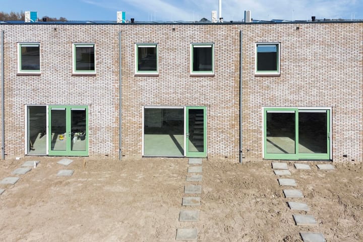 Photo 2 of Mamie Clarkstraat 31