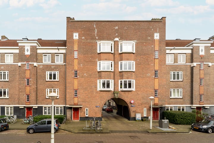 Photo 1 of Turnerstraat 11-H