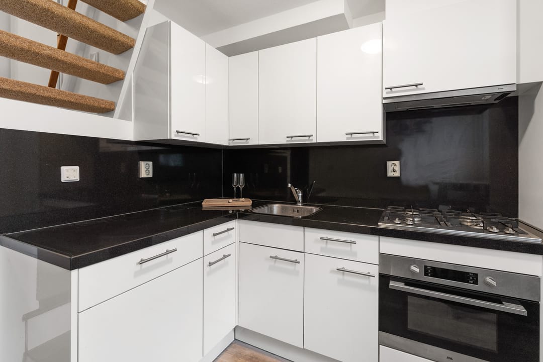 Photo 13 of Turnerstraat 11-H