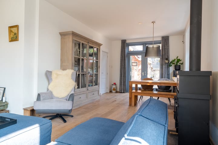 Photo 21 of Kerkstraat 271