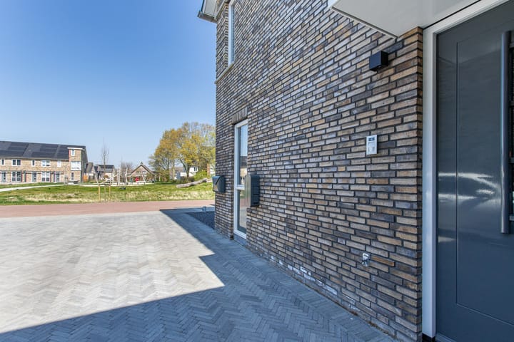 Foto 64 van P. Ligtvoetstraat 3