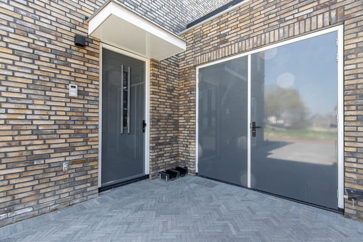 Foto 65 van P. Ligtvoetstraat 3