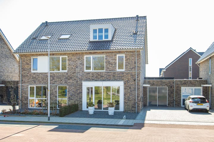 Foto 66 van P. Ligtvoetstraat 3