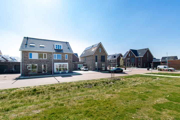 Foto 69 van P. Ligtvoetstraat 3