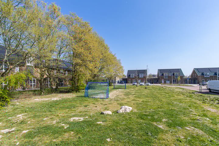 Foto 71 van P. Ligtvoetstraat 3