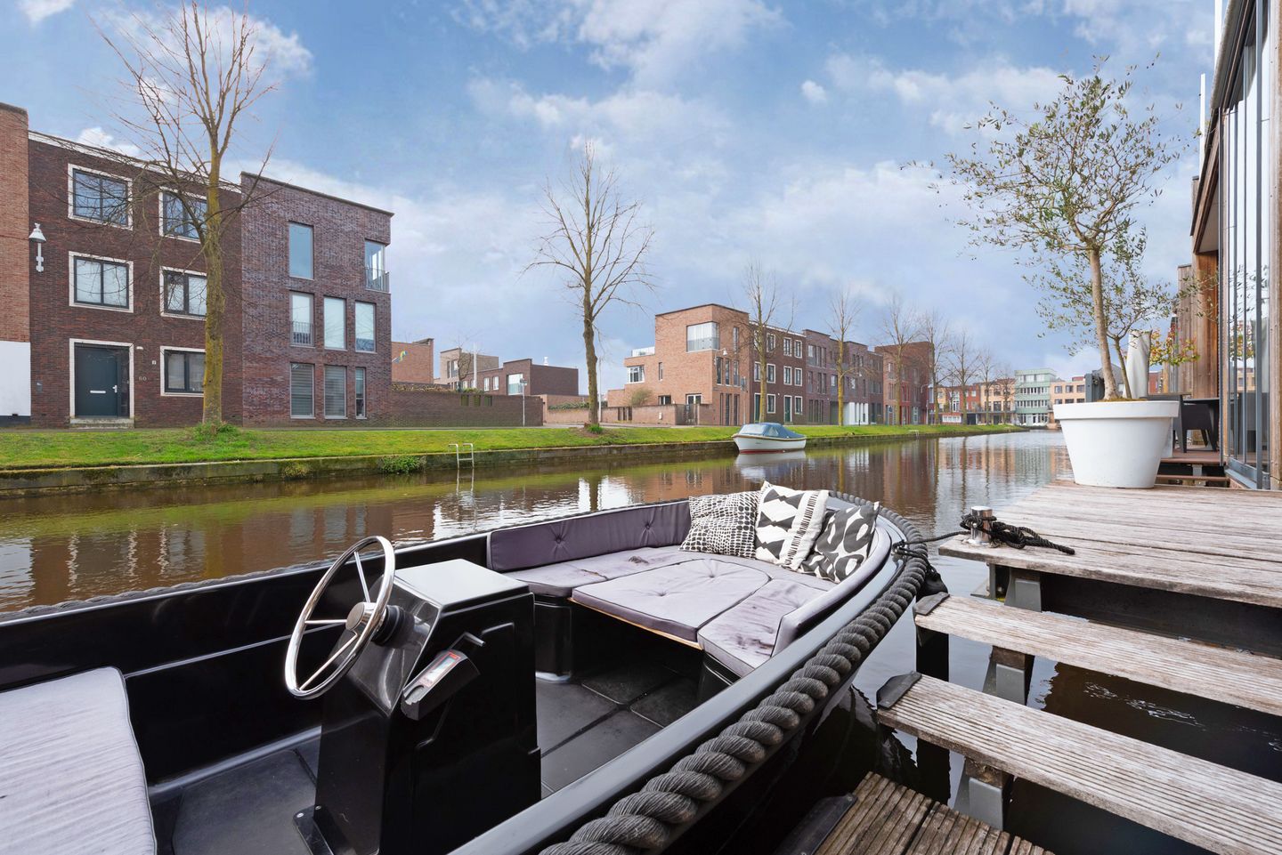 Foto 10 van Laaxumstraat 54