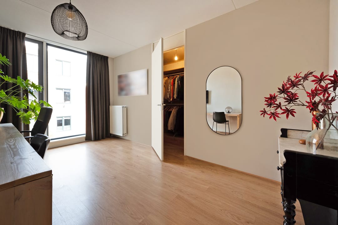 Foto 32 van Laaxumstraat 54