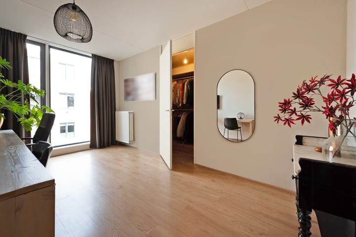 Foto 32 van Laaxumstraat 54