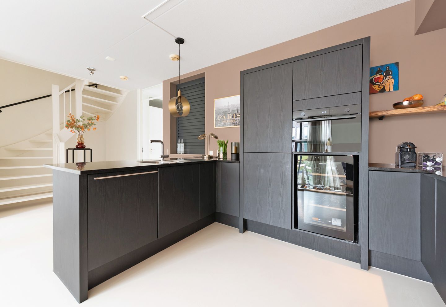 Foto 14 van Laaxumstraat 54