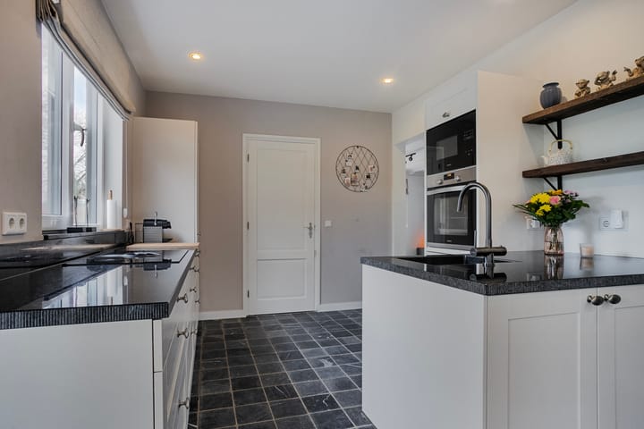 Foto 12 van Wessemerweg 6