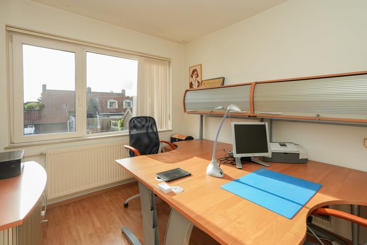 Foto 19 van Burgemeester Hermsenstraat 30