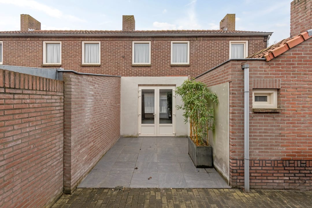 Foto 23 van Pastoor Arnoldstraat 8