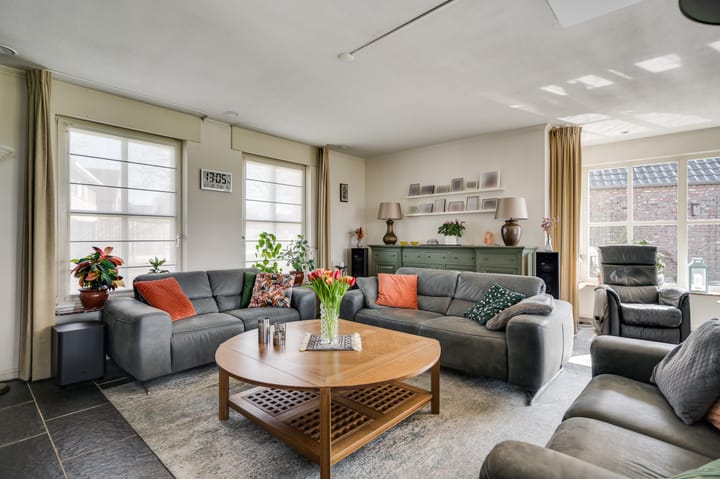 Foto 12 van Ridderspoor 25