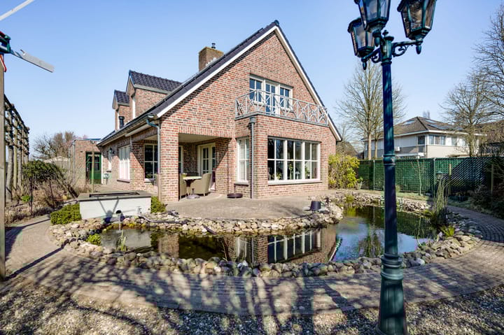 Foto 48 van Ridderspoor 25