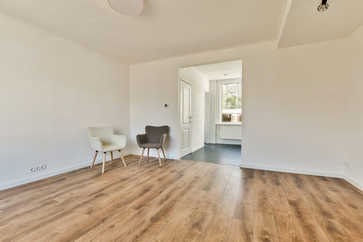 Foto 5 van Warmoesstraat 125