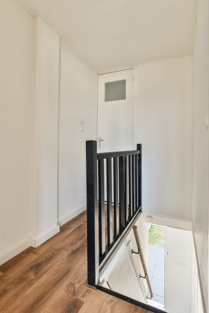 Foto 11 van Warmoesstraat 125