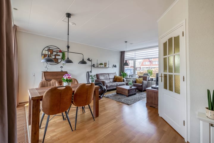 Foto 16 van Bernhardstraat 18