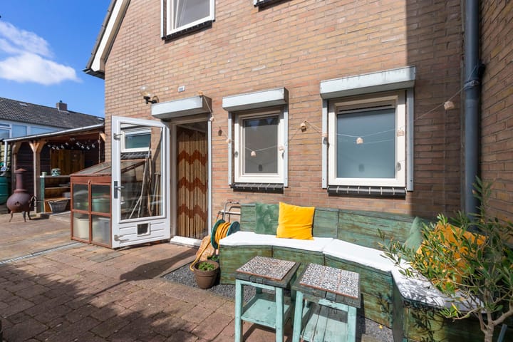 Foto 34 van Esdoornstraat 60