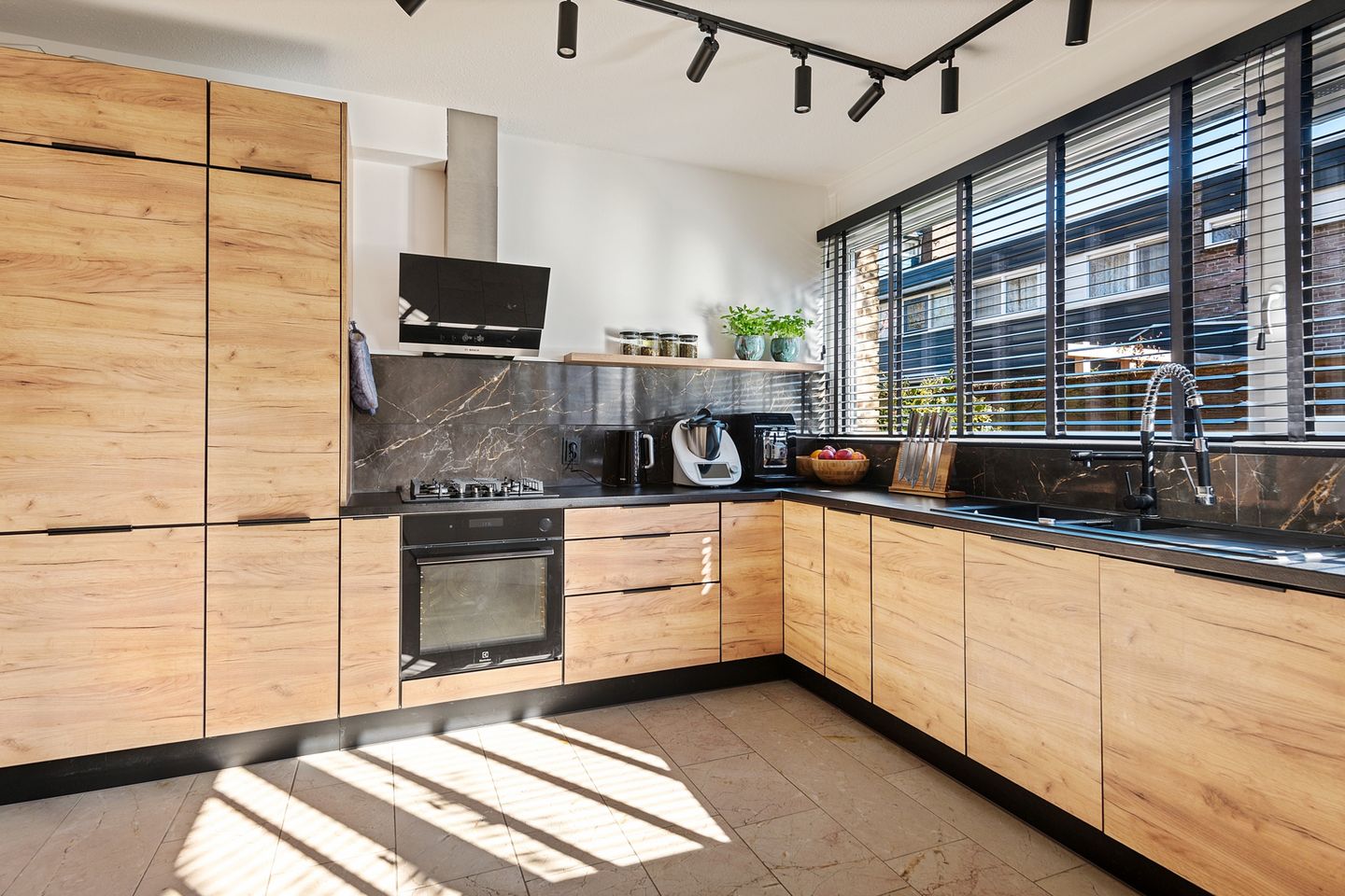 Photo 10 of 't Grachtje over 30