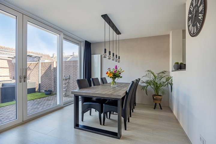 Foto 3 van Meidoornstraat 100