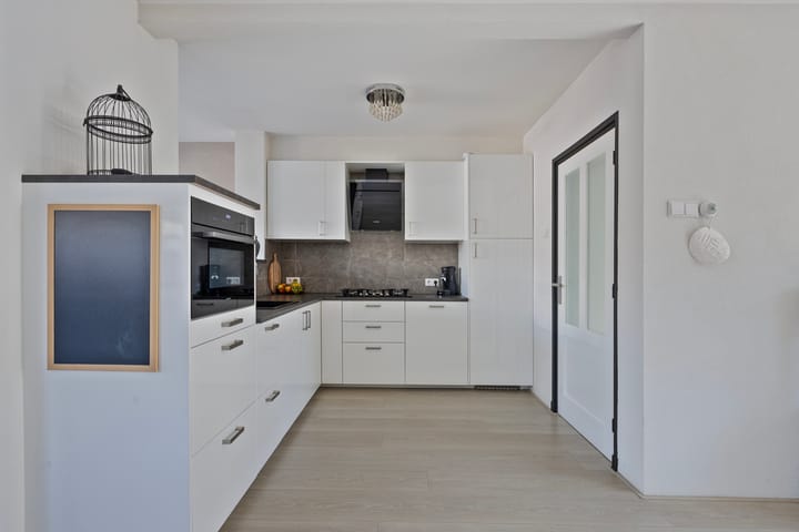 Foto 4 van Meidoornstraat 100