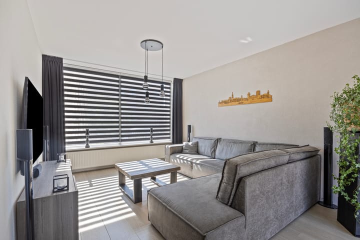 Foto 10 van Meidoornstraat 100