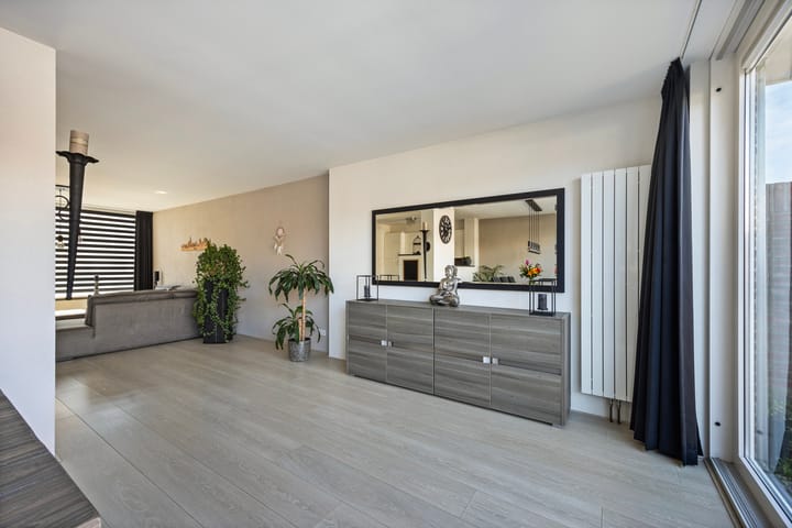 Foto 16 van Meidoornstraat 100