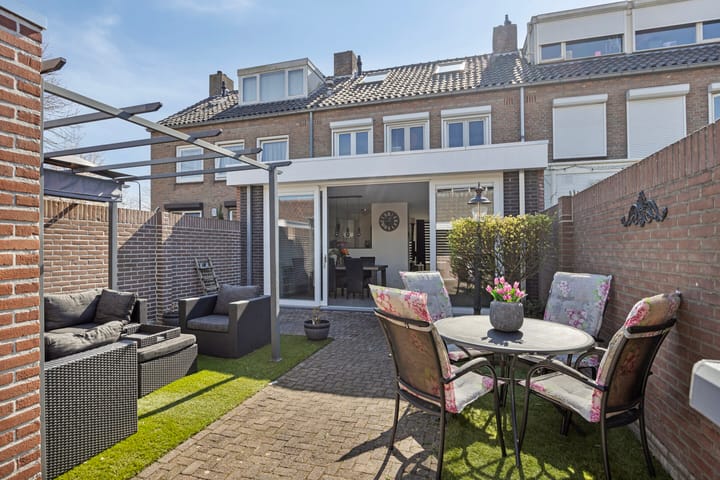 Foto 30 van Meidoornstraat 100