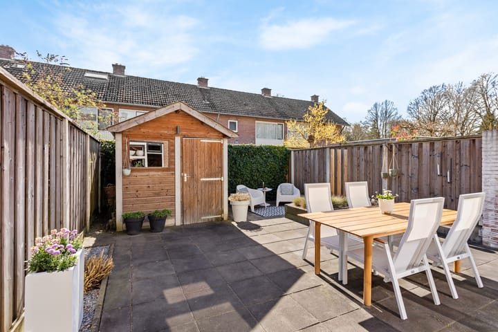 Foto 20 van Titus Brandsmastraat 67