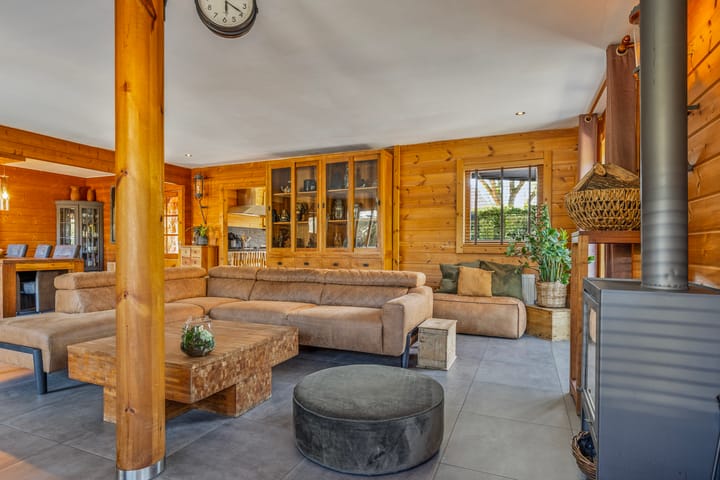 Foto 10 van Karmijnstraat 9