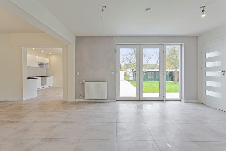 Photo 6 of Rapenburg 106-A