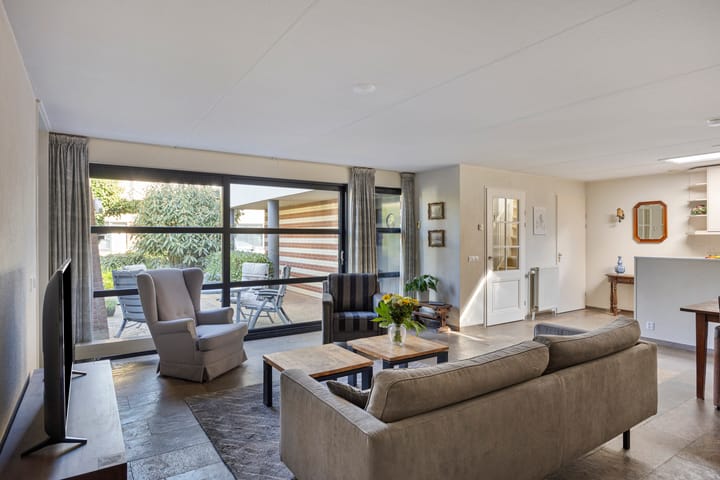 Foto 2 van Ossendrechtstraat 33