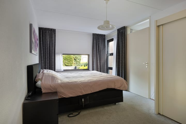 Foto 14 van Ossendrechtstraat 33