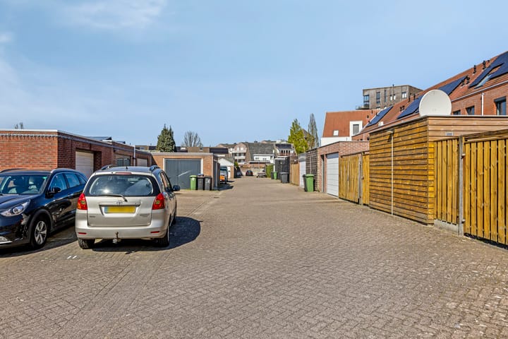 Foto 43 van P.M. Dillenstraat 4