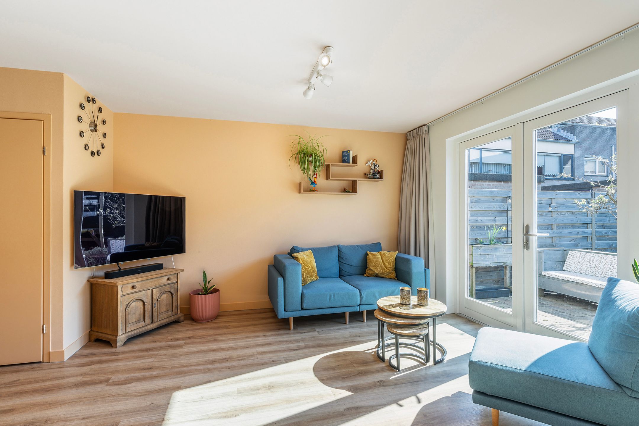 Foto 9 van Perzikkruid 16