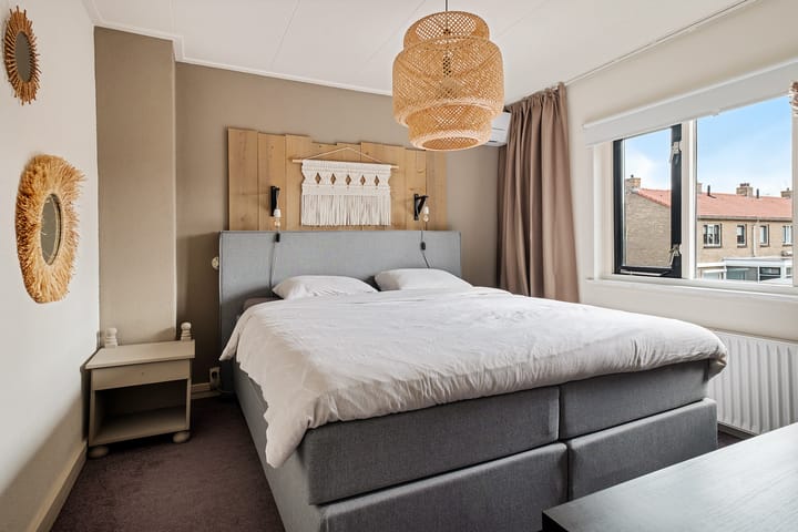 Foto 28 van Stephensonstraat 1