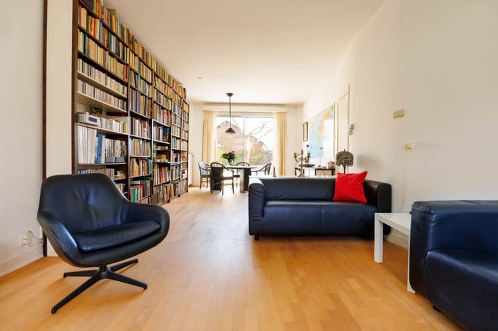 Foto 7 van Roodenburgerstraat 70