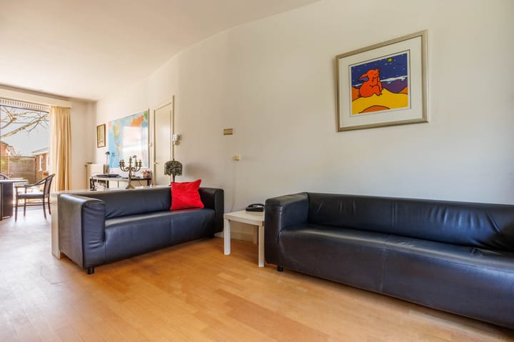 Foto 13 van Roodenburgerstraat 70